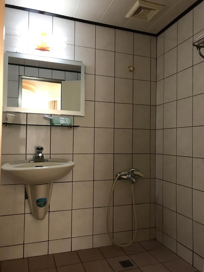 Minren Hotel Yuchi Luaran gambar
